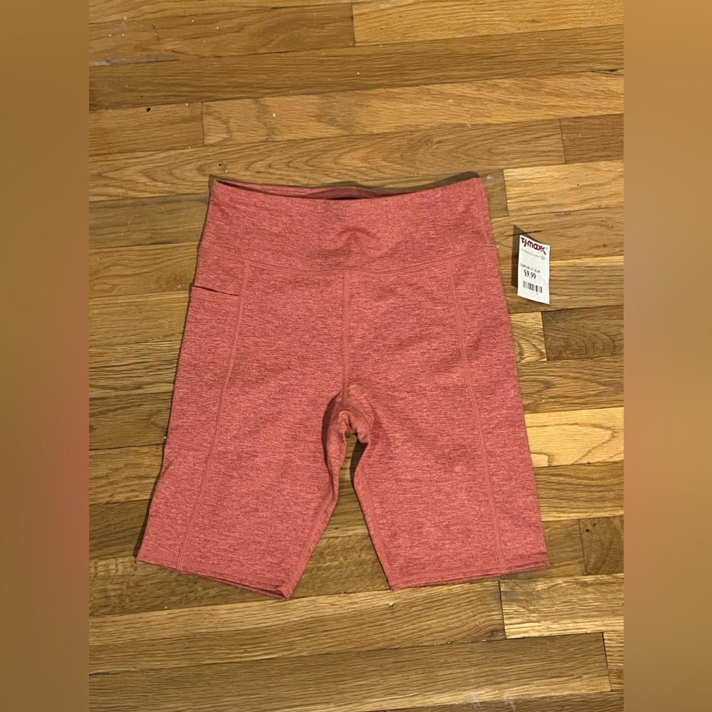 Bright peach biker shorts